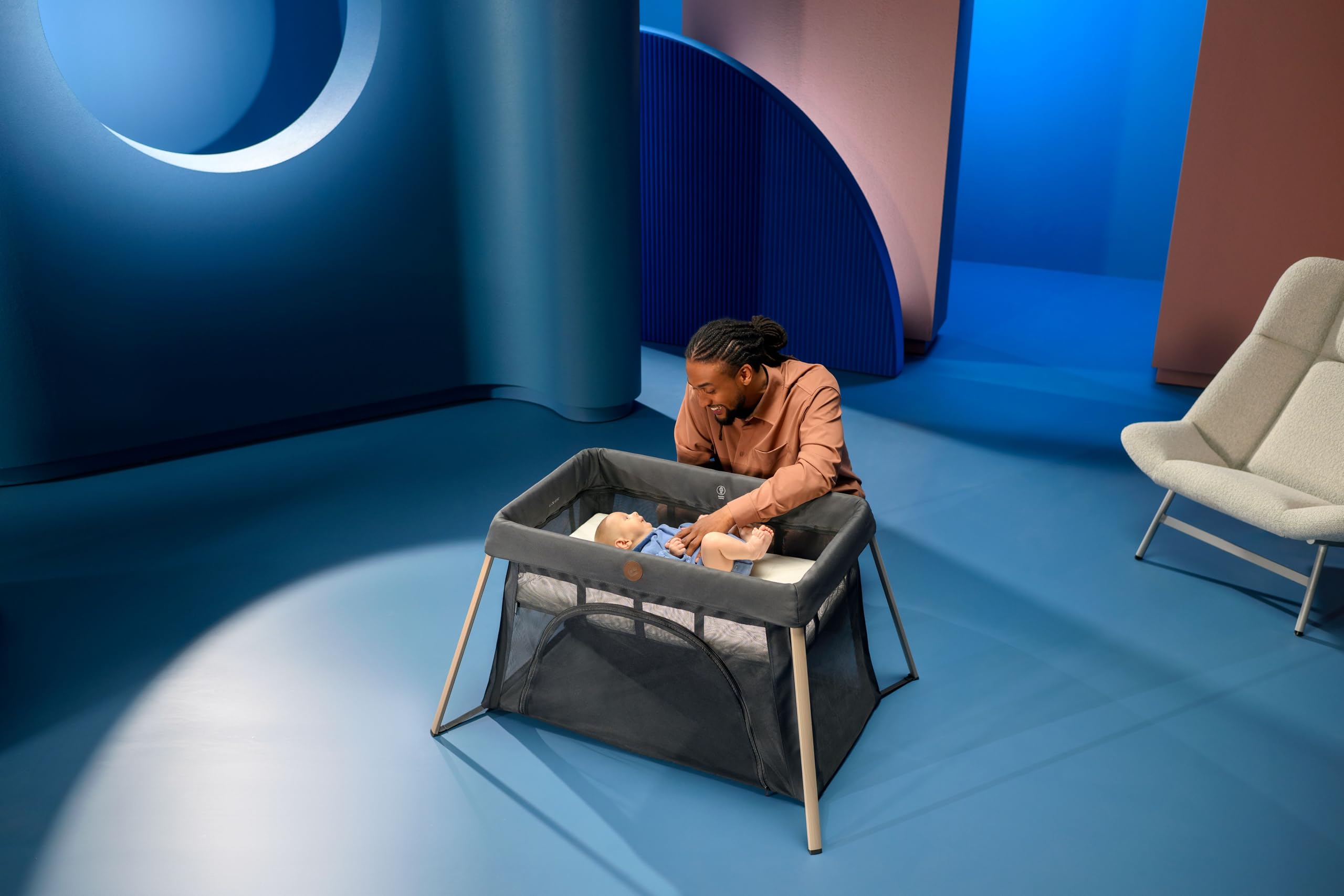 Maxi-Cosi Calao Light Lettino da Viaggio, super compatto e leggero, materasso CloudCore, 2 livelli di riposo, borsa da viaggio, per neonati e bambini (0–3 anni), max 15 kg, Beyond Green Eco