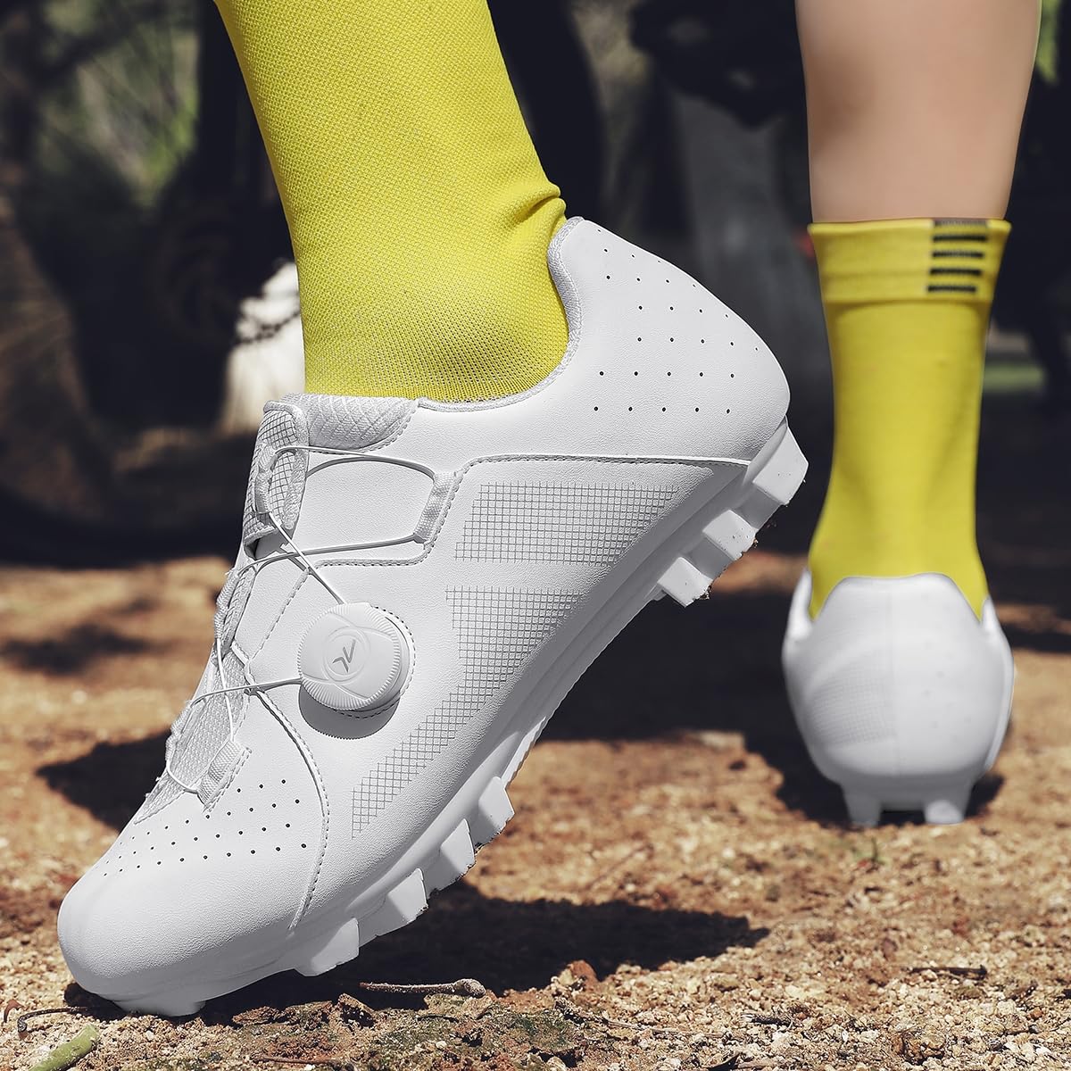 Zapatilla de Ciclismo para Hombre Mujer Zapatos Bicicleta de Montaña Respirables Antideslizantes Compatible con SPD Pedales 2 Tornillos con Calas