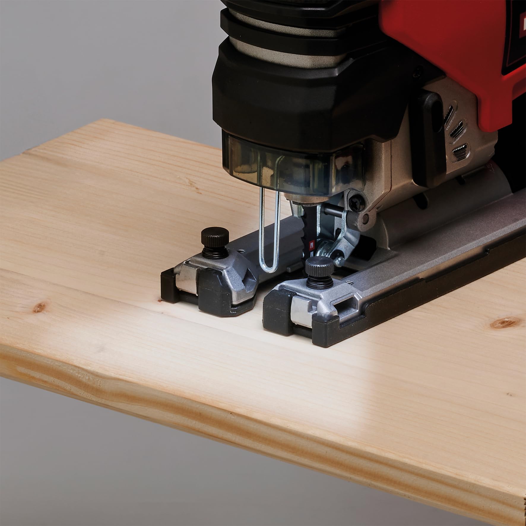 Seghetto alternativo a batteria Einhell Professional TP-JS 18/135 Li BL Power X-Change (18 V, profondità taglio 135 mm su legno, altezza sollevamento 26 mm, brushless, incl. lama, senza batteria)