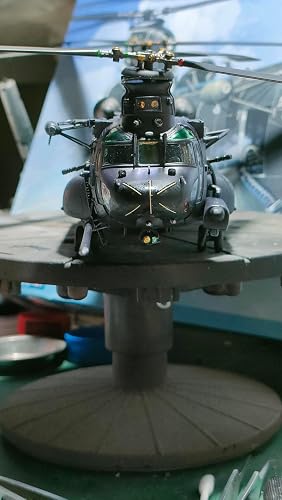 Amazon | タミヤ イタレリ 1218 1/72 MH-47E SOAチヌーク プラモデル
