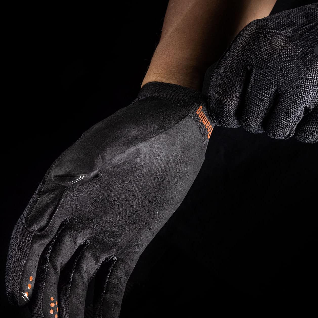 Roaming Mountain Bike Gloves for Dirty Bike BMX Trail Cross Racing Improve Control and Bar Feel -3D Airline Lightweight Summer Full-Finger Biking Gloves Road Cycling Gloves Touchscreen Gloves for Men Women … : Clothing, Shoes & Jewelry