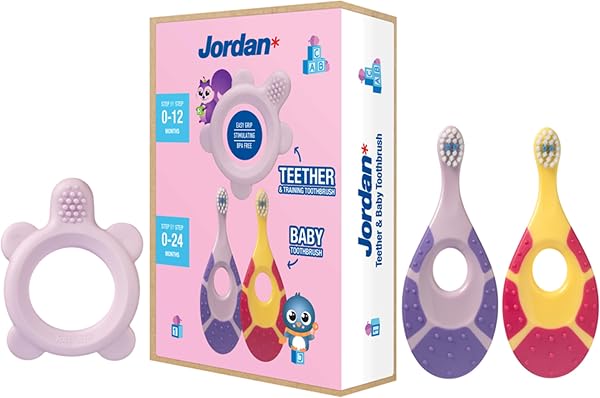 Jordan Step 0 Mordedor y Cepillo 2 en 1 para bebés
