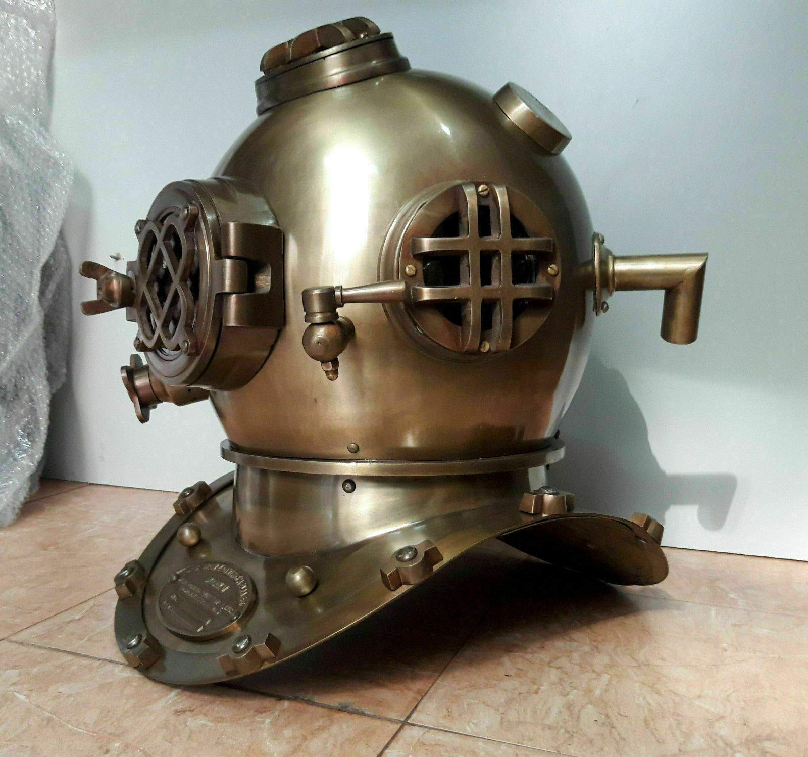 Antyczny kask do nurkowania z akwalungiem US Navy Mark V Divers 45 cm kask do nurkowania