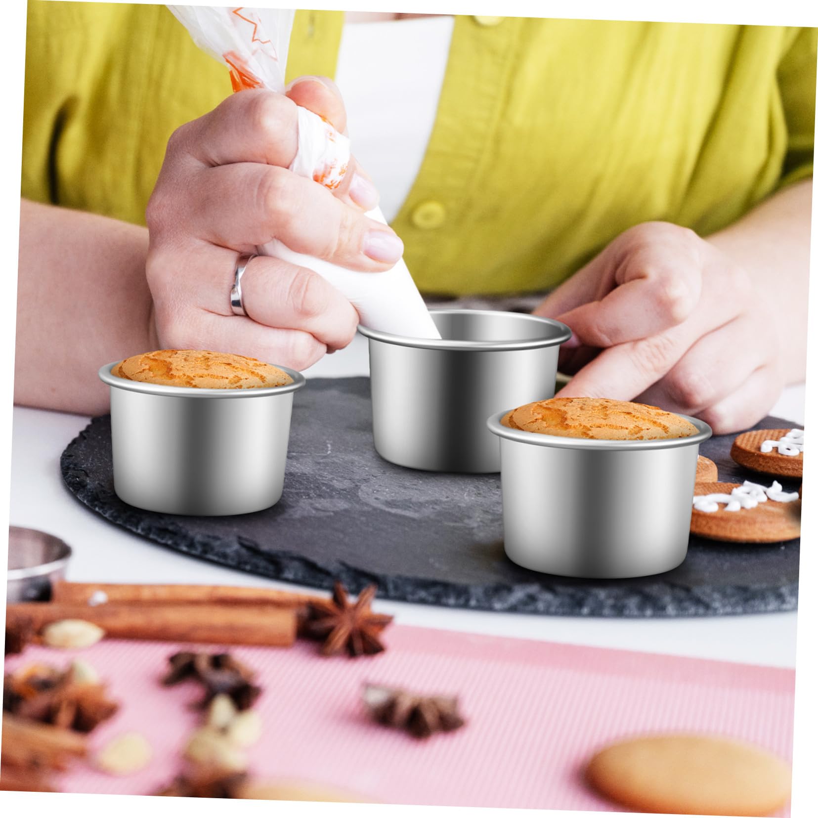 Toyvian 20 Piezas Molde Redondo para Hornear con Base Desmontable Molde de Aluminio Resistente para Tartas Pequeñas para Pasteles y Mousse Antiadherente y Duradero