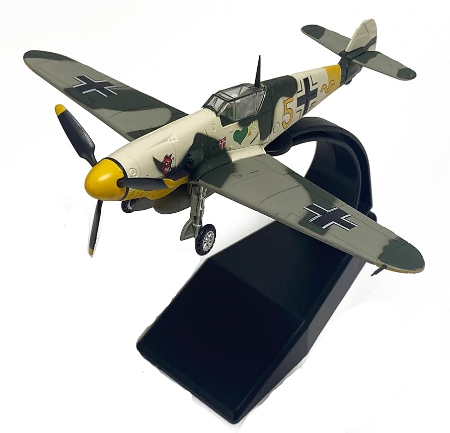 Amazon.com: wltk Messerschmitt Bf 109 1/144 Diecast Aircraft