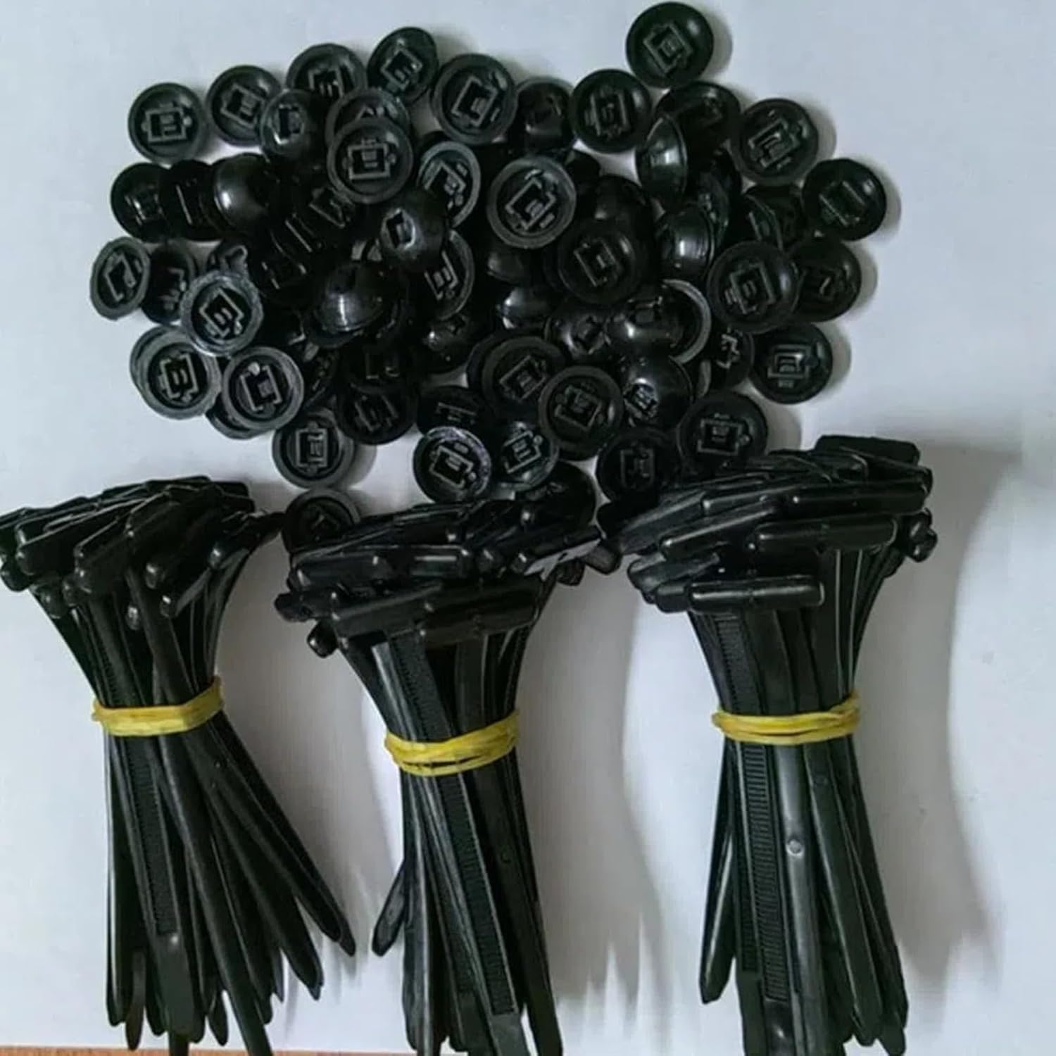 Heavy Duty Self-Locking Zip Ties Holder with Pin & Button Design-Nylon Universal Cable Tie Buckle,Plastic Cable Ties Tool Fasteners Car Body, UV Resistant Zipties for Car Daily Auto Fixing