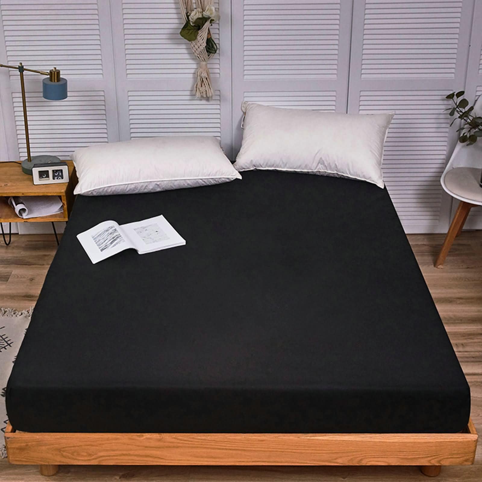150x200cm Bettlaken Deko, Spannbettlaken Spanner Einfarbig, Faltenresistent und Ausbleichen Baumwolle Spannbettuch Laken Schwarz für Boxspringbett & Wasserbett