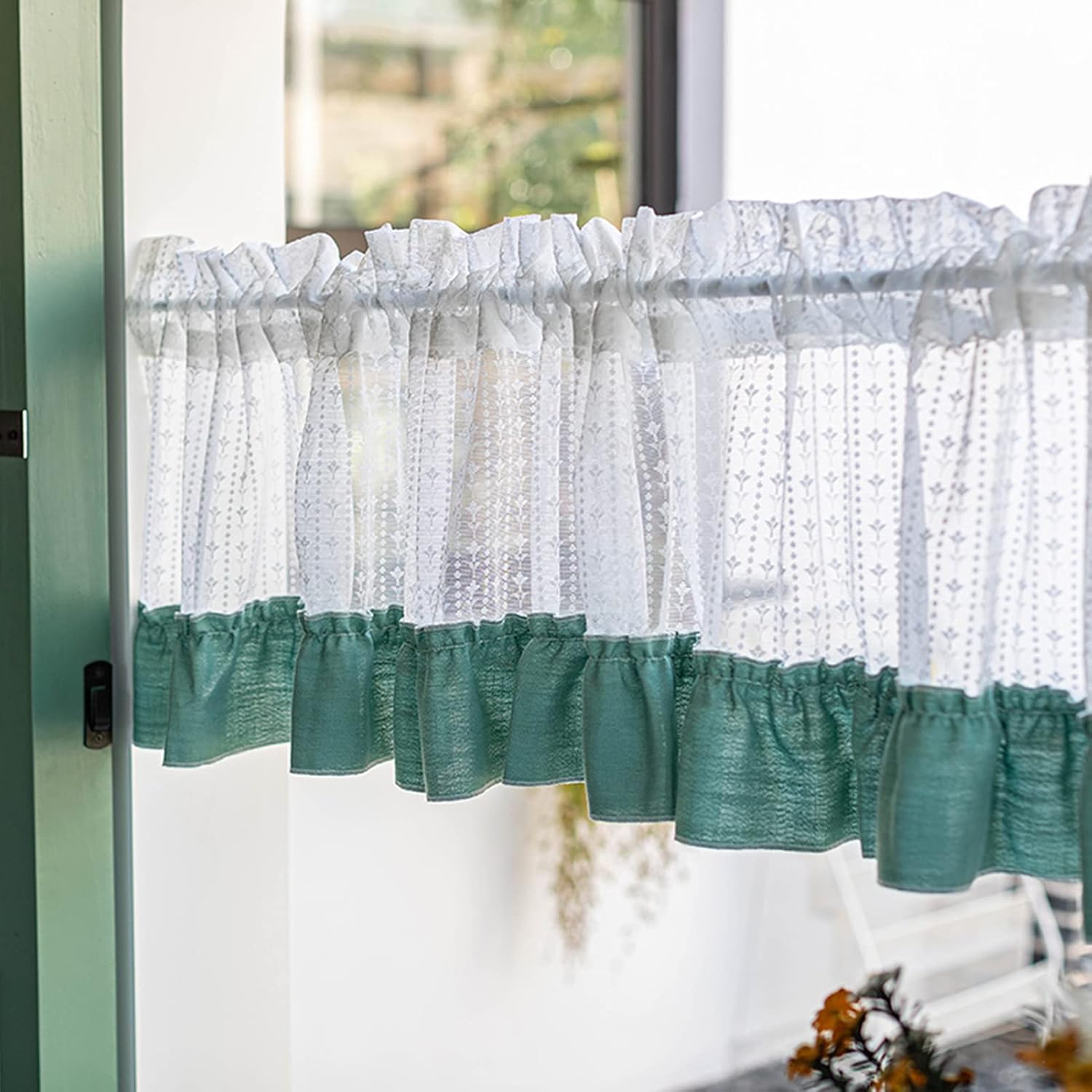 LUNEZY Voile Tier Curtain Valance,Translucent Short Kitchen Curtains for Kitchen Bedroom Country Style,Café Curtains with Lace Embroidery,Kitchen Country House Bistro Curtain Window Curta
