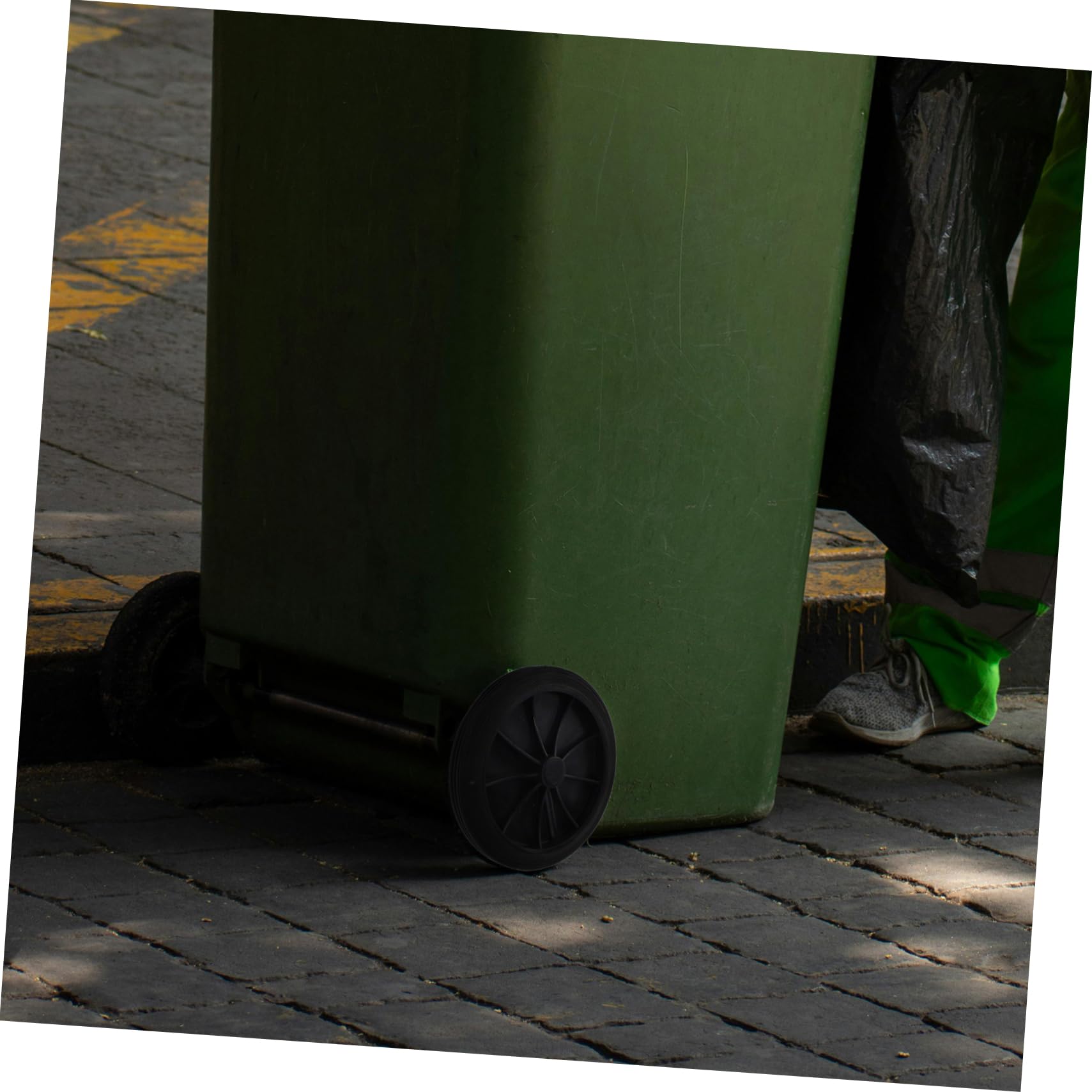 OUNONA Ruote di Ricambio in Plastica per Bidone della Spazzatura 2 Pezzi per Nero Facilità di Sostituzione e Manutenzione, Compatibili Bidoni e Rimorchi Esterni