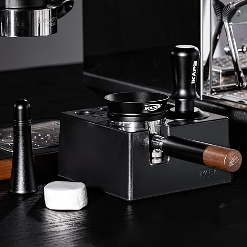Vista 56 de IKAPE Manipulador de café expreso de 2.008 in, manipulador de café barista prémium con resorte calibrado, base de acero inoxidable 100% plana