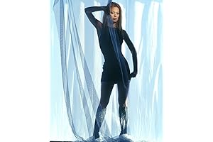 Jeri Ryan: Captivating Star Trek Voyager Portrait