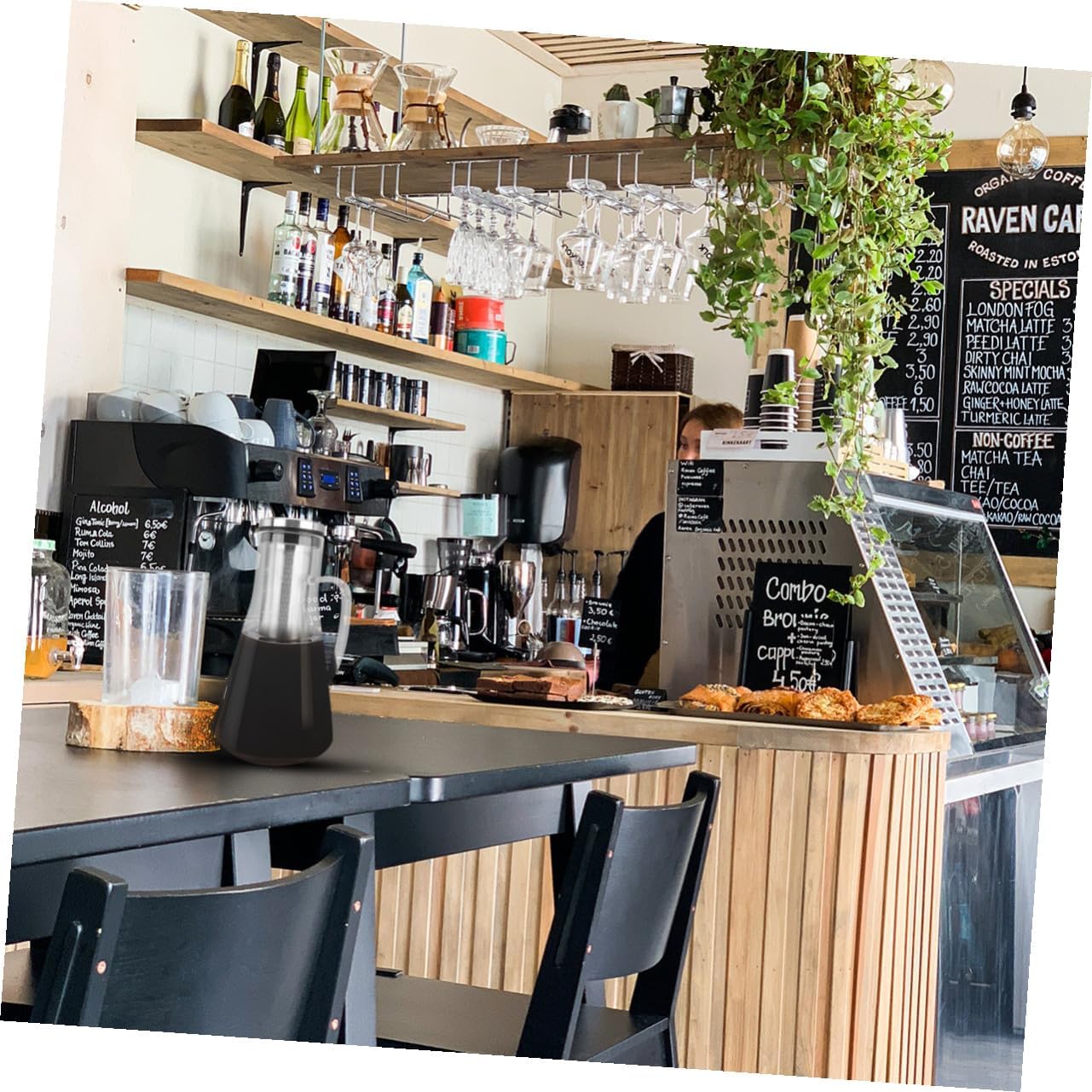 Large Capacity 1600ml Cold Brew Coffee Maker with Borosilicate Glass and Stainless Steel Filter Iced Coffee Pot for Home Brewing Sturdy with Measurement Scale