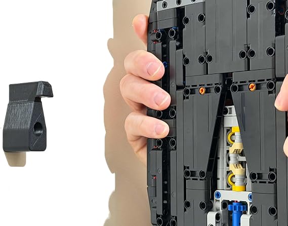 3Dudes & Dad Wall Mount Compatible with LEGO® Technic Aston Martin AMR25 F1 car (Set 42240) – Perfect-Fit Display Bracket – Secure, Robust & Space-Saving – Easy Installation with Supplied Fixings