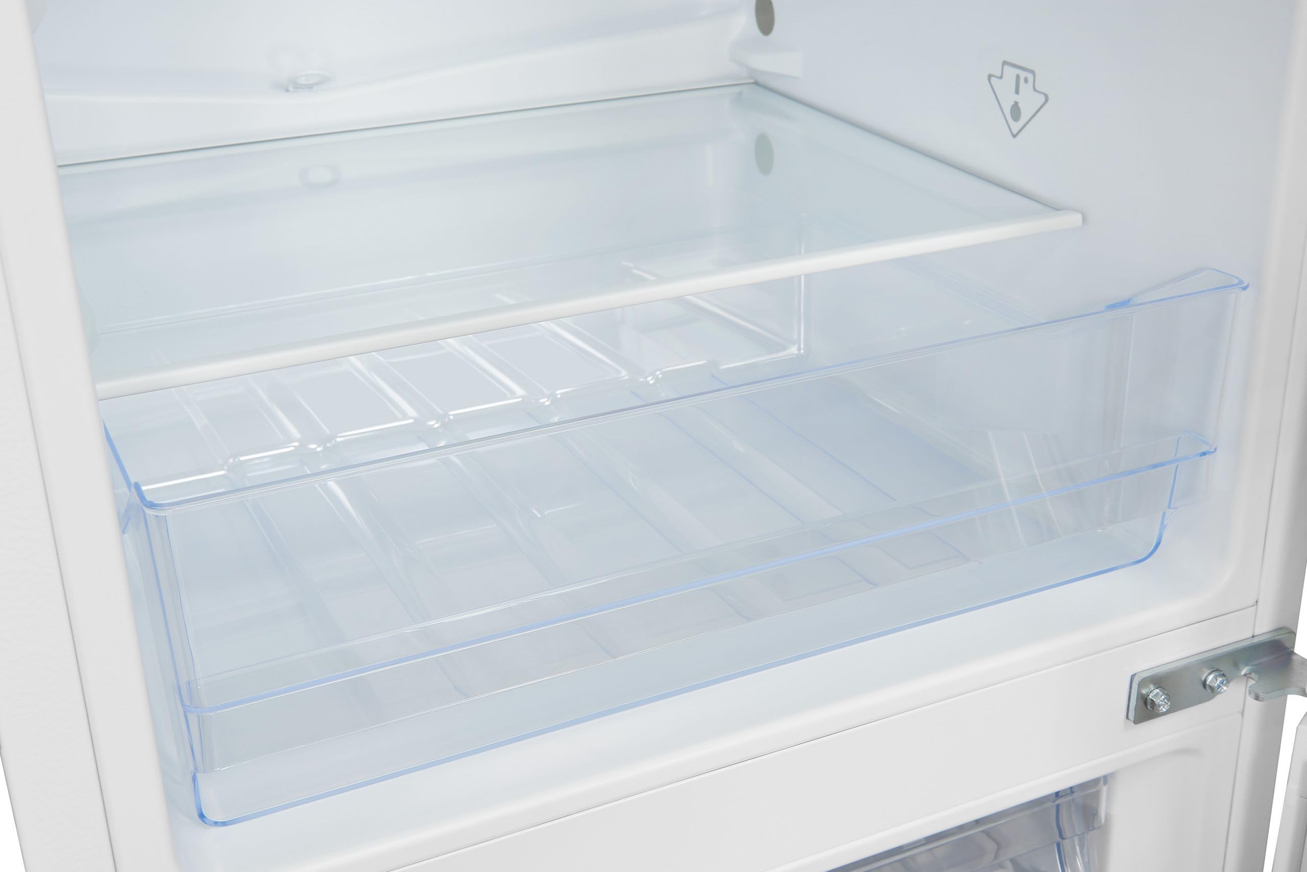 Exquisit® Frigorífico Combi, 175L, Clase E, Color Blanco, Cajón Verdulero, Estantes de Cristal, Altura Regulable, Tiradores Integrados, Luz LED, Consumo 195 kWh/año, Medidas 143,5x49x56,5 Cm.