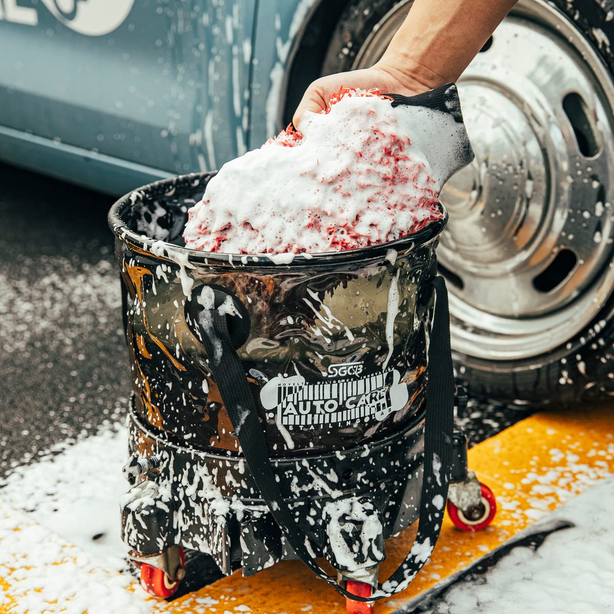 SGCB Collapsible Bucket 4 Gallon with Handle Light Weight PVC Portable Folding Bucket Water Container for Car Wash Camping Fishing Hiking Traveling Backpacking Outdoor Survival Gardening