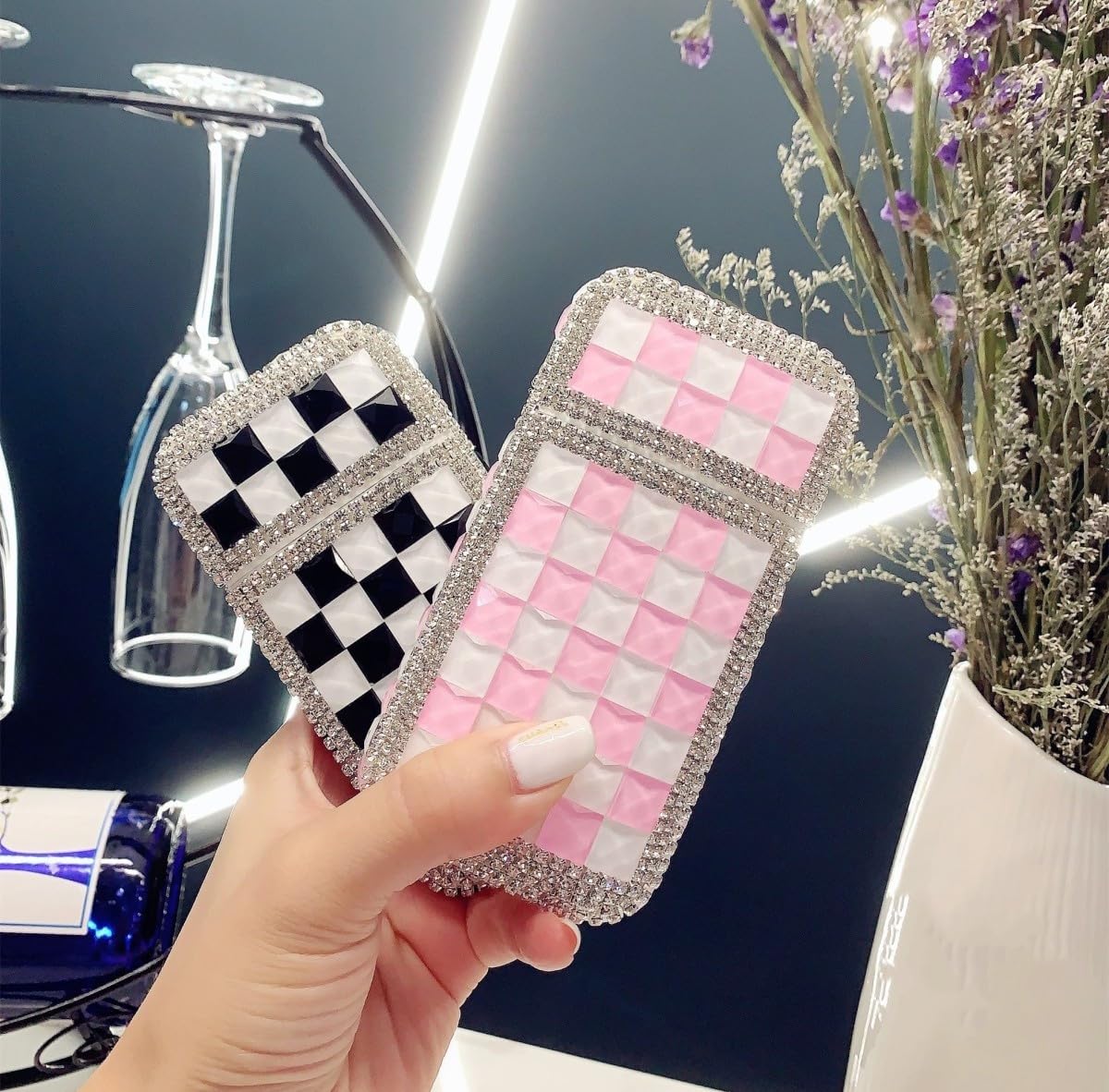 Bling Cigarette Case with Dual Arc Lighter USB Rechargeable, Cigarettes Box Holder King Size Crystal Portable Pack Hold 20 Regular Size Cigarettes -Black&White