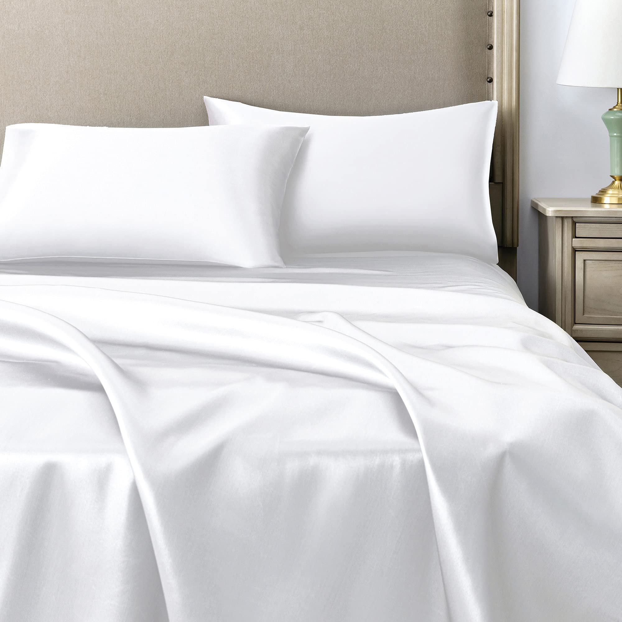 Set di 2 Federe in Raso 50 x 80 cm Bianco, Federa Cuscino Letto Morbida e Setosa al Tatto, Chiusura a Busta, Antiacaro e Ipoallergico, Protezione Capelli e Pelle & Antirughe