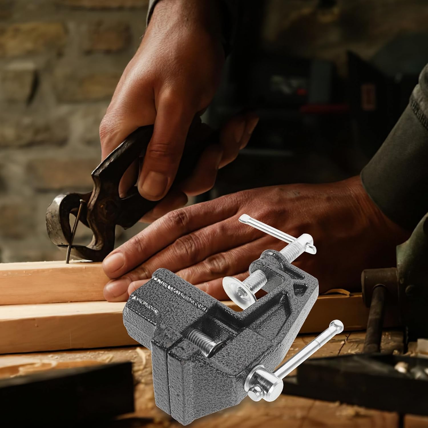 Outanaya Mini 360-degree Rotatable Bench Vise Portable Table Clamp for Woodworking, Cast Steel Workbench Drill Press Vise Tool, 0.74kg Compact Work Holding Device