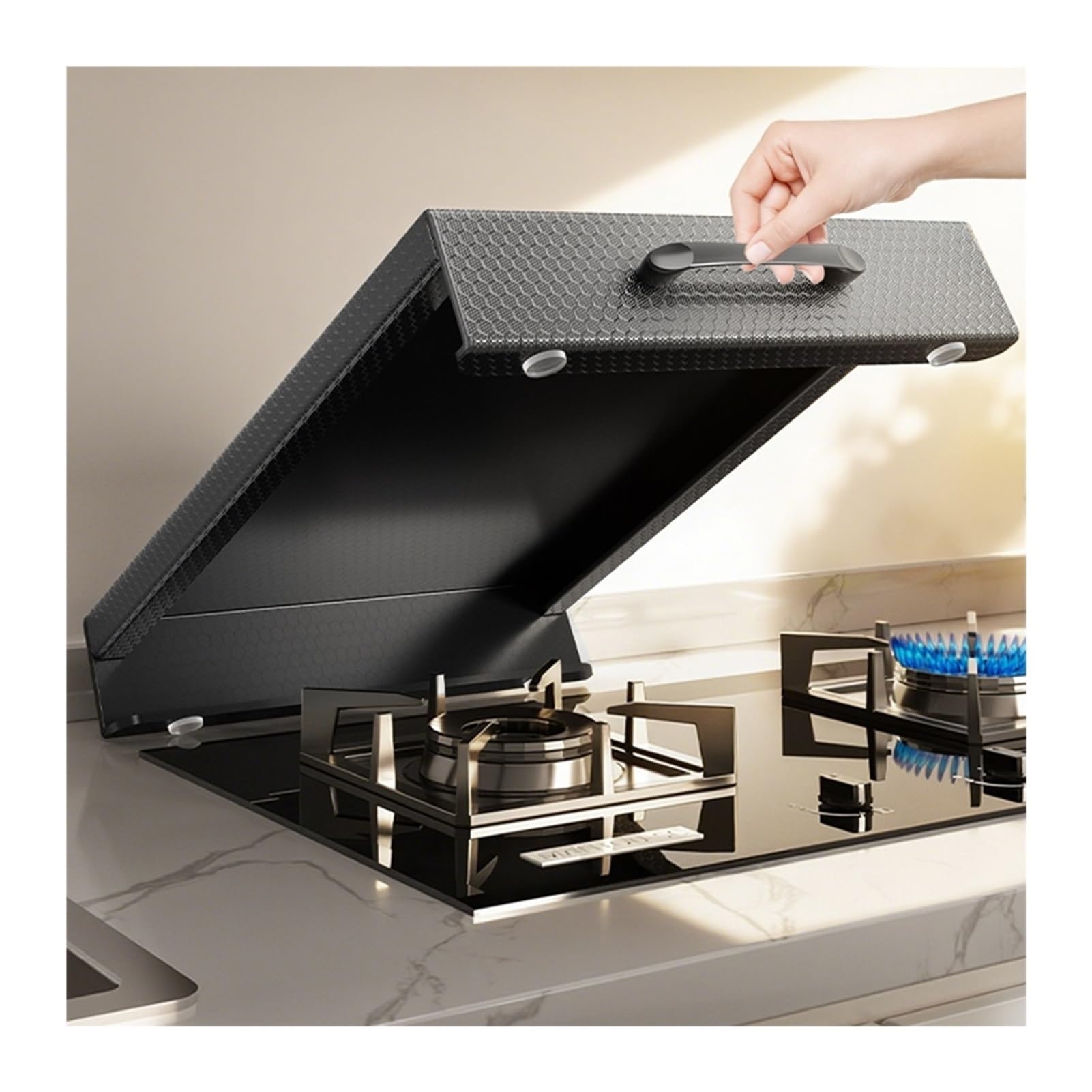 Cache plaque de cuisson pour gagner de la place en cuisine