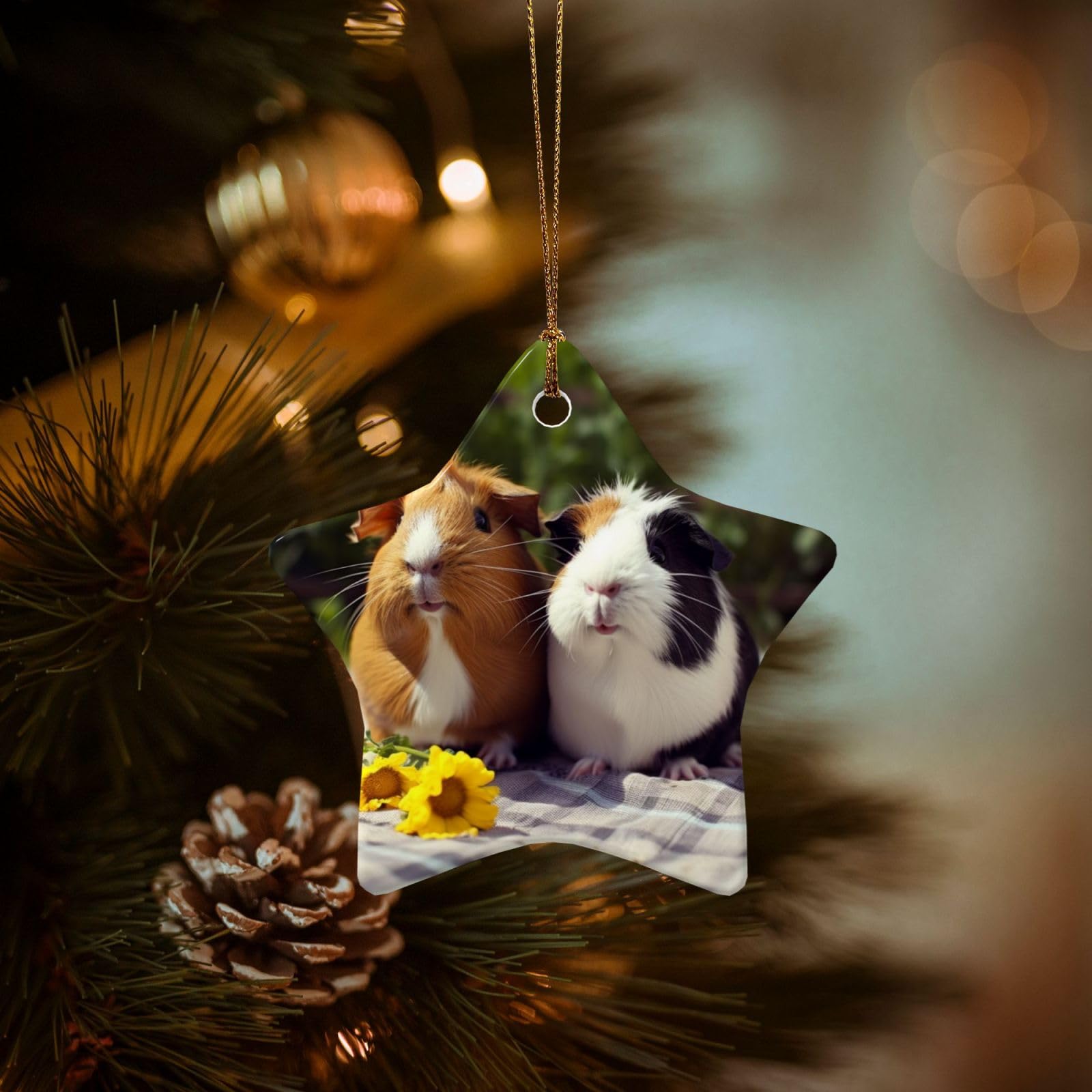 Christmas Ornaments for Christmas Tree Decoration Hanging Guinea Pigs Funny Ornament with Gold Ribbon Crafts Star Shape Ceramic Pendant for Keepsake Gifts Xmas Decor Party Supplies