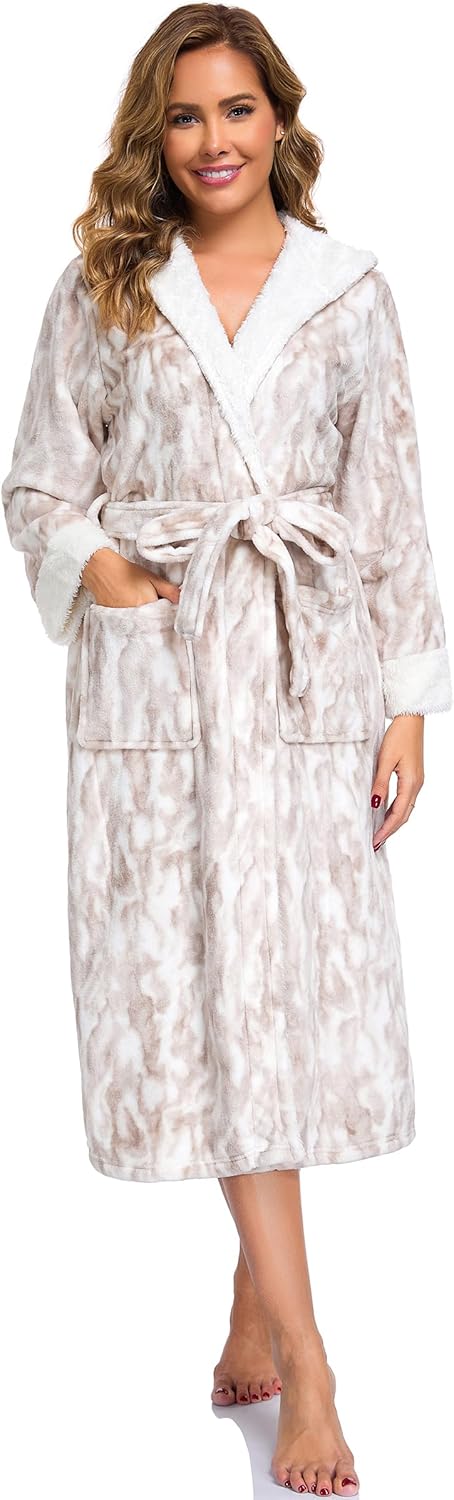 RONGTAI Womens Plush Fleece Hooded Bathrobe, Thick Nightgown Long Robe Sleepwear with Two Side Pockets and Belt - Image 4