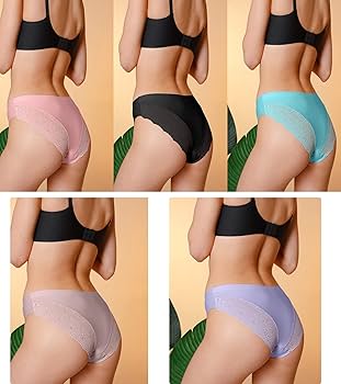 Yekaterina Lapina yalangoch Mushuk kamming surati