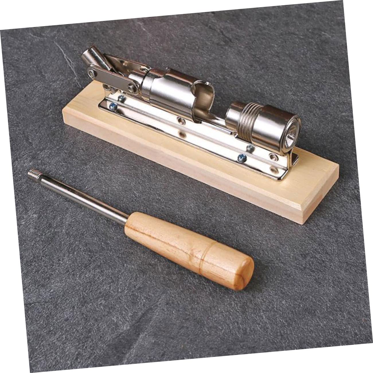 Casse-Noisette Espacement Réglable Mécanique Poignée en Bois en Acier Inoxydable Outil Pratique pour Casser Noix Cuisine Adapté à Tous Types de Noix