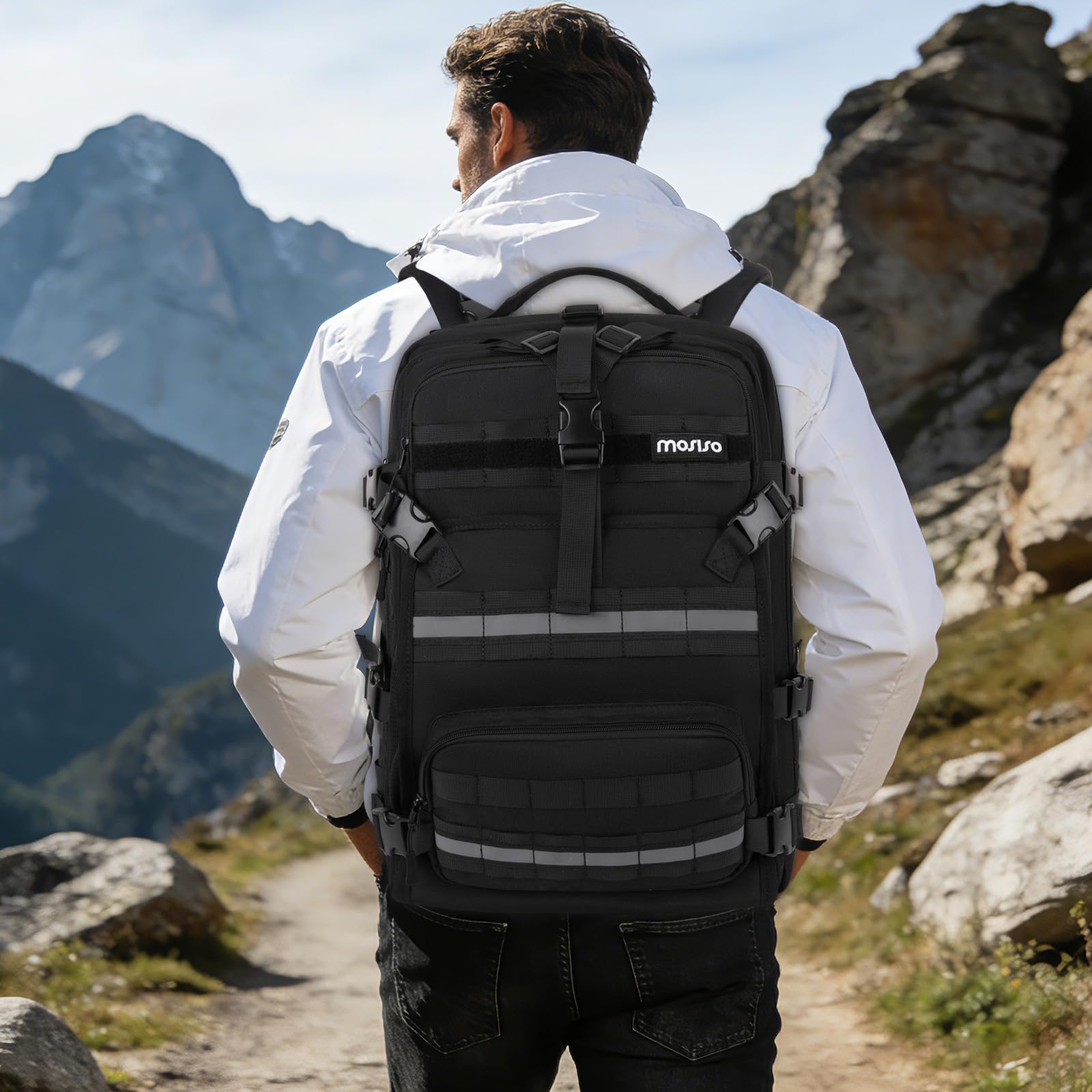 MOSISO Zaino da Moto Capiente per Uomo, Zaino Espandibile per Casco da Moto con Porta di Ricarica USB e Scomparto per Laptop, Zaini Tattico per Ciclismo e Viaggi all'Aperto, Nero