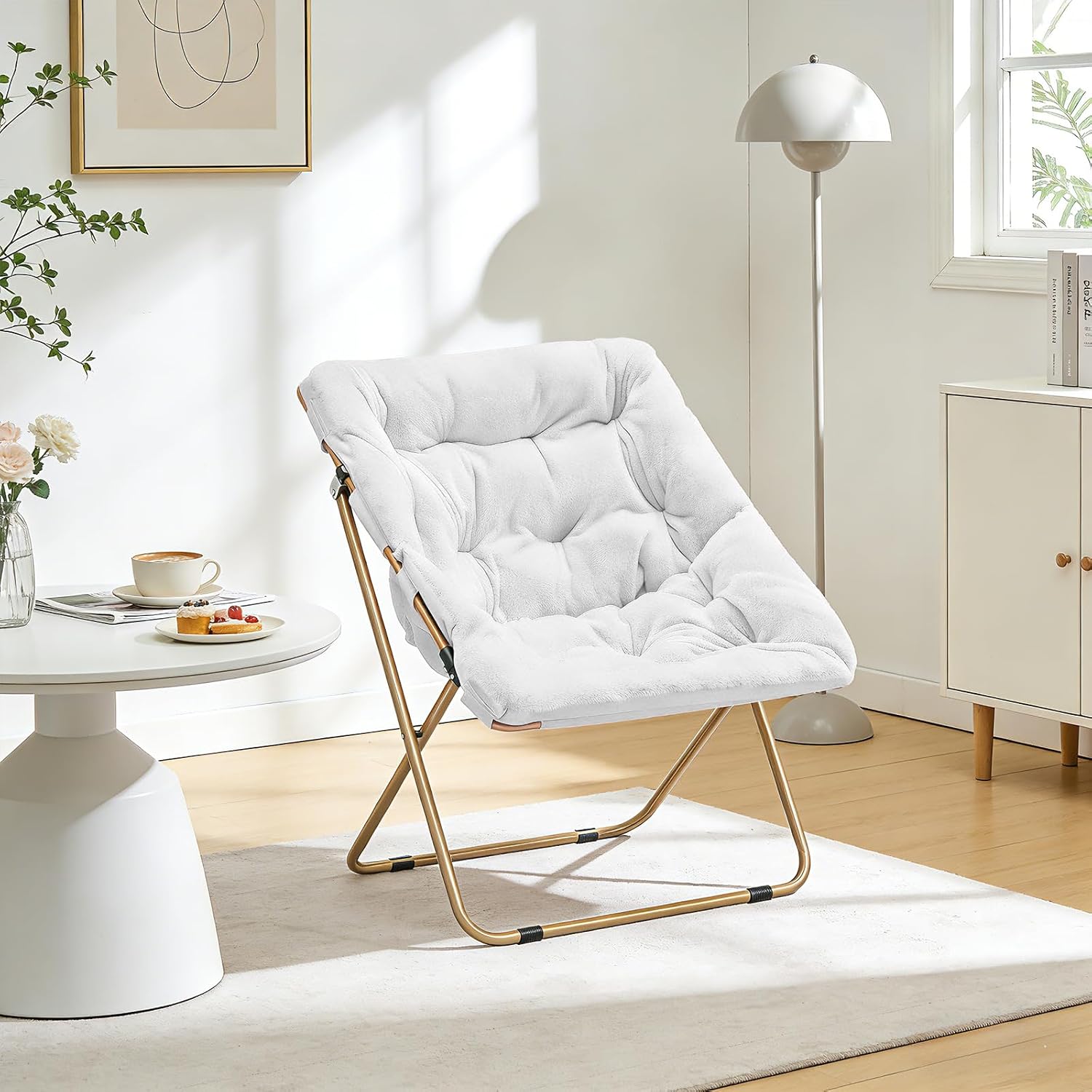 Magshion Folding Saucer Chair for Adults Comfy Lounge Reading Seat Accent Chair Faux Fur Lazy Seating with Thick Padded Metal Frame for Bedroom Living Room Small Space (White)