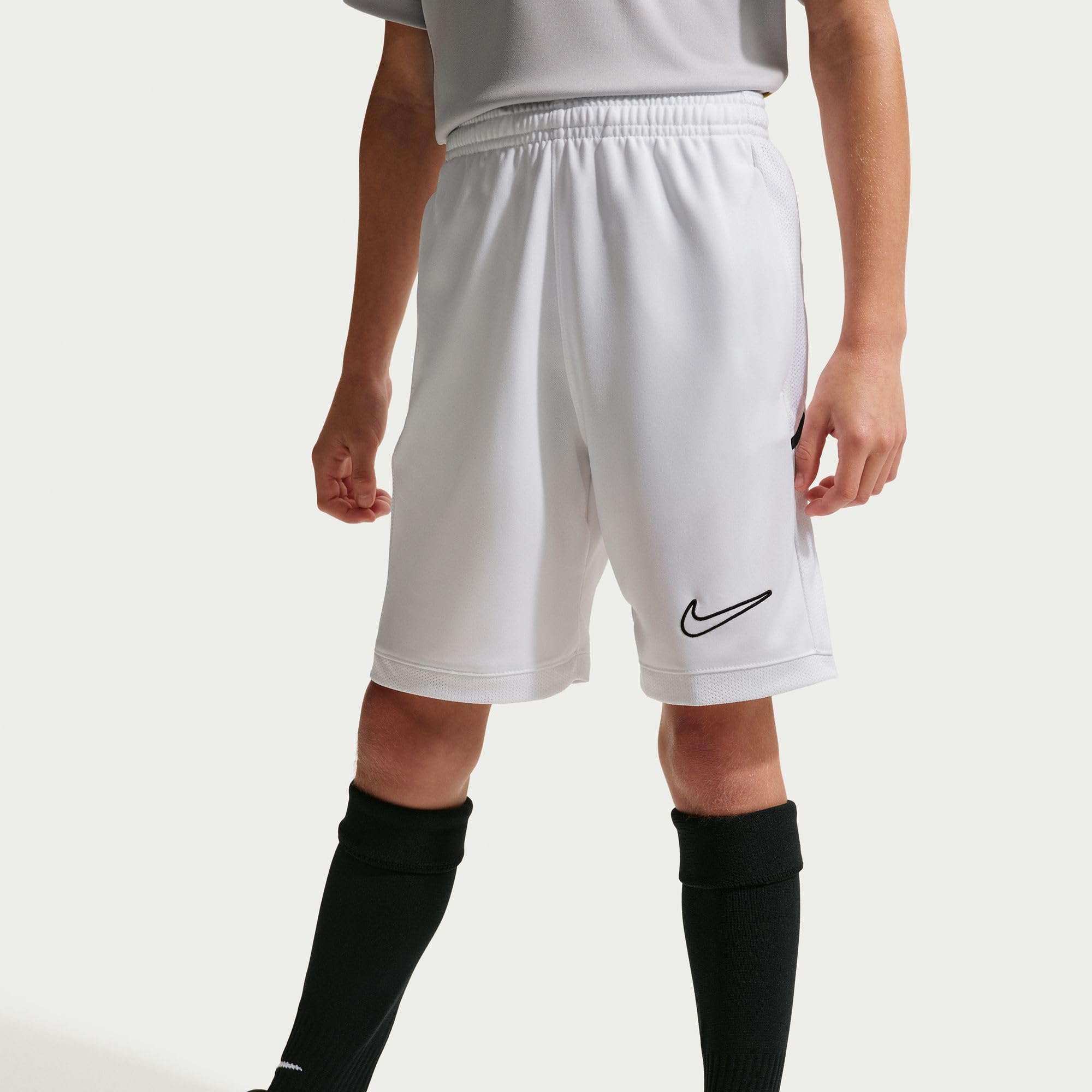 Nike Academy Dri-FIT Fußballshorts (ca. 18 cm) für ältere Kinder, IF2770