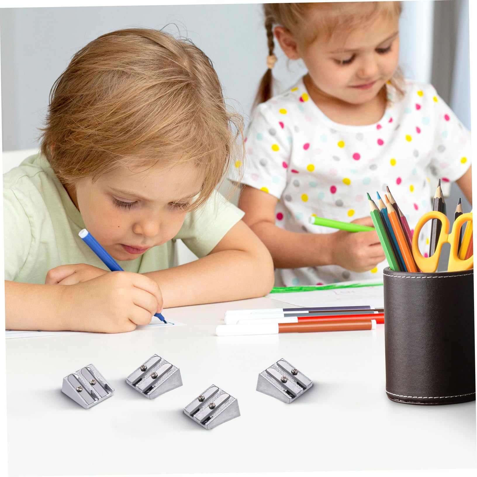 100pezzi Temperamatite Manuale Alluminio Strumento Portatile Per Ufficio e Scuola Facile Usare e Leggero Per Punte