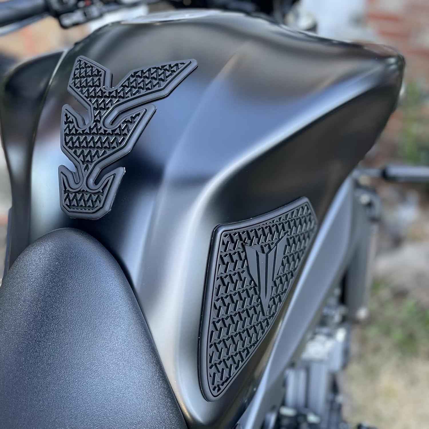 3PCS Motorcycle Fuel Tank Pad Sticker Protector Anti Slip Tank Grip Sticker Compatible with 2023 MT09 2022 2021 MT 09 MT-09 Accessories Side Decals Stickers (2021-2023)