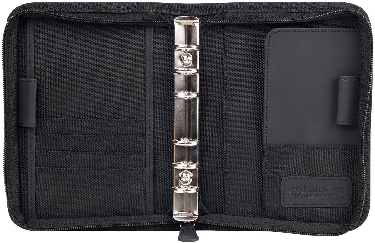 FranklinCovey - Friday Ring-Bound Binder for FranklinCovey Planners | Nylon - Zipper Binder (Pocket, Black)