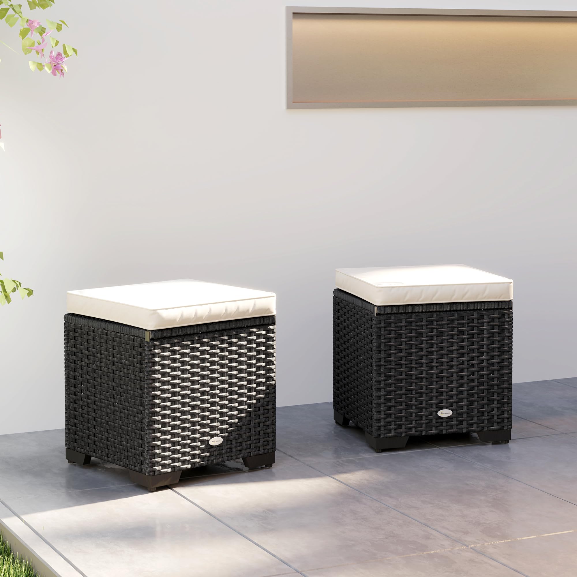 Outsunny Juego de 2 otomanas de mimbre para almacenamiento, reposapiés para exteriores con cojines extraíbles, asiento de almacenamiento de jardín para balcón, porche, sala de estar, color blanco