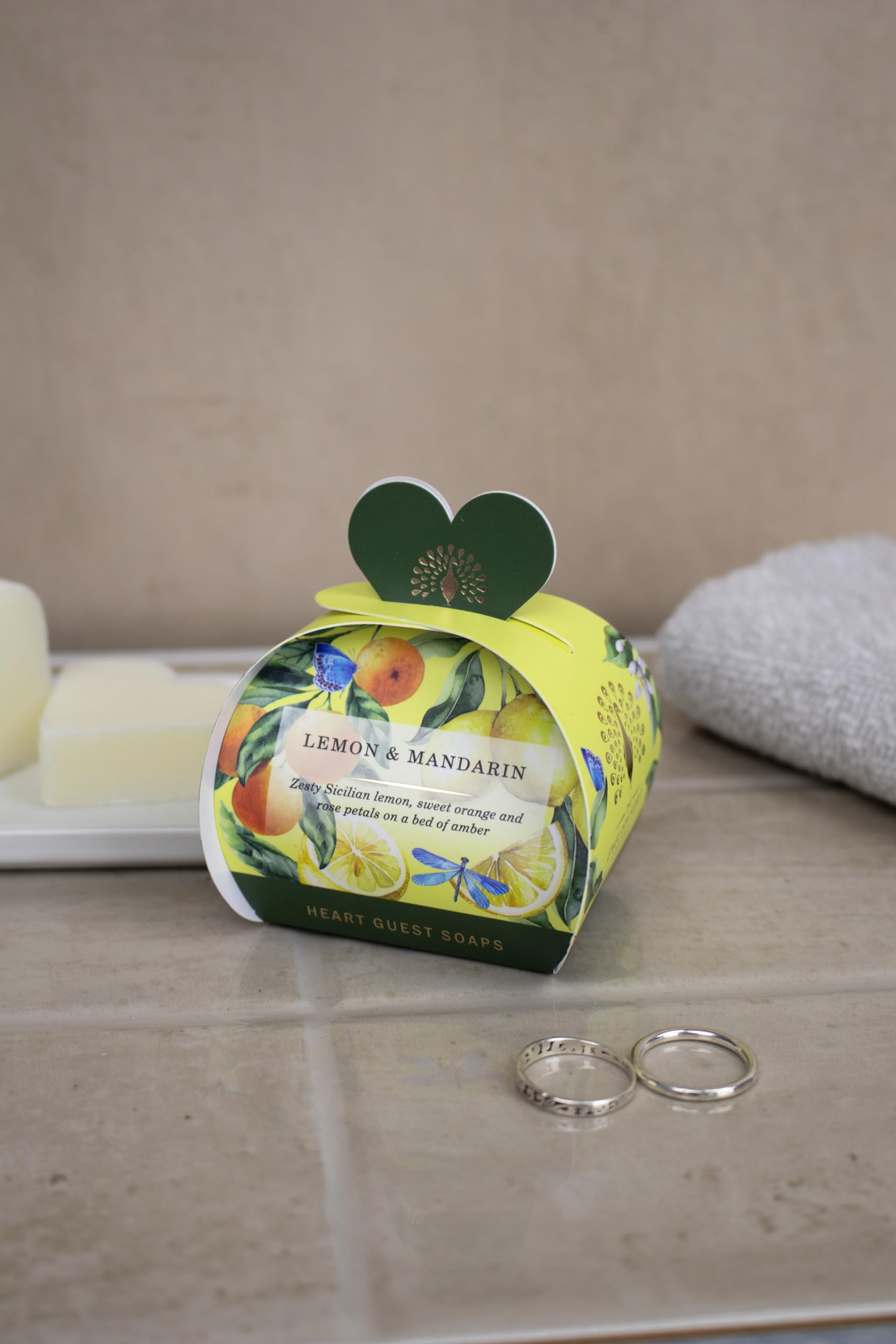 The English Soap Company, Luxury Packed Guest Soaps, Lemon & Mandarin, 3x20g