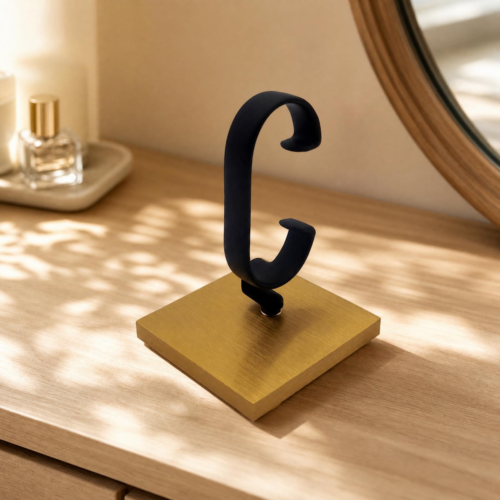 Soporte Metálico con Base Cuadrada y Soporte Curvo Versátil Organizador Joyas con Base Estable Antislizante para Armarios
