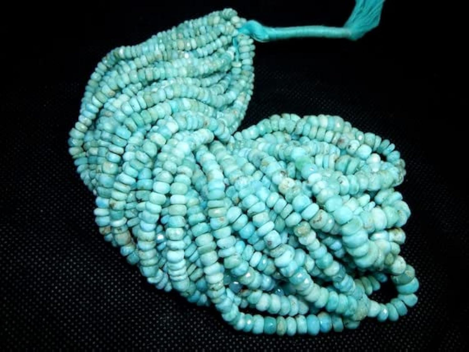 Larimar perles précieuses pour fabriquer un cadeau personnalisé et unique de fête
