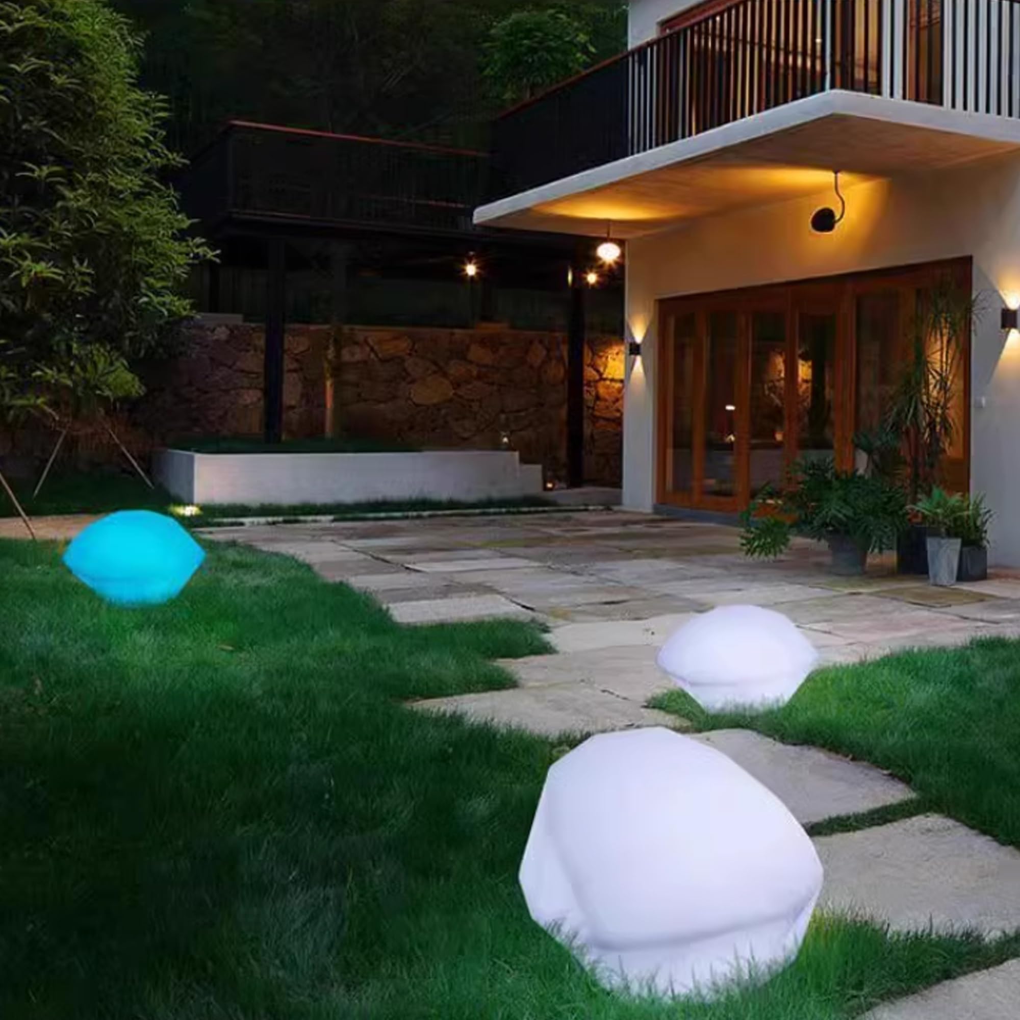 Lampada solare da giardino, Luce da giardino con illuminazione a LED con cambio di colore, Lampada da giardino moderna per esterni, IP65 impermeabile, telecomando, per vialetti, piscina, prati(63*45*3