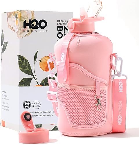 H2O Capsule Botella de agua de medio galón de 2.2 litros con funda de almacenamiento y popote extraíble, contenedor grande y reutilizable sin BPA, disponible en Yaxa Colombia