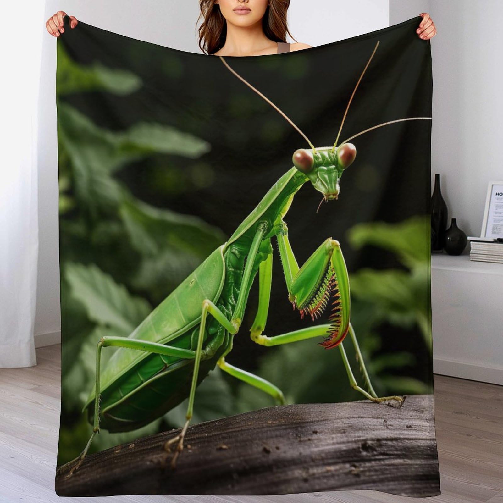 Couverture Mante Religieuse plaid doux pour vos soirées télé sur le canapé