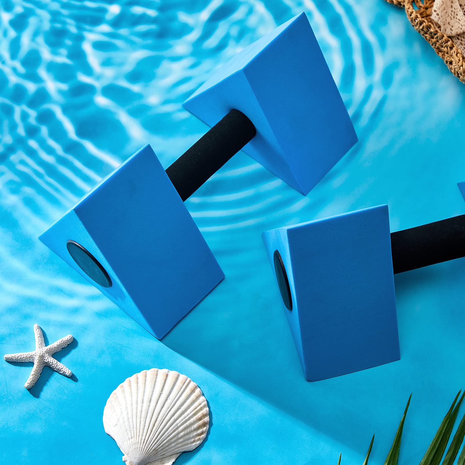 4 Stück dreieckige Wasserübung-Hanteln, schwimmende Wassergewichte für Pool-Übungen, Set, EVA-Schaum, wasserbeständig, Wassergymnastik, Ausrüstung, Fitness-Hanteln, Handstange für Pool-Übung, Blau
