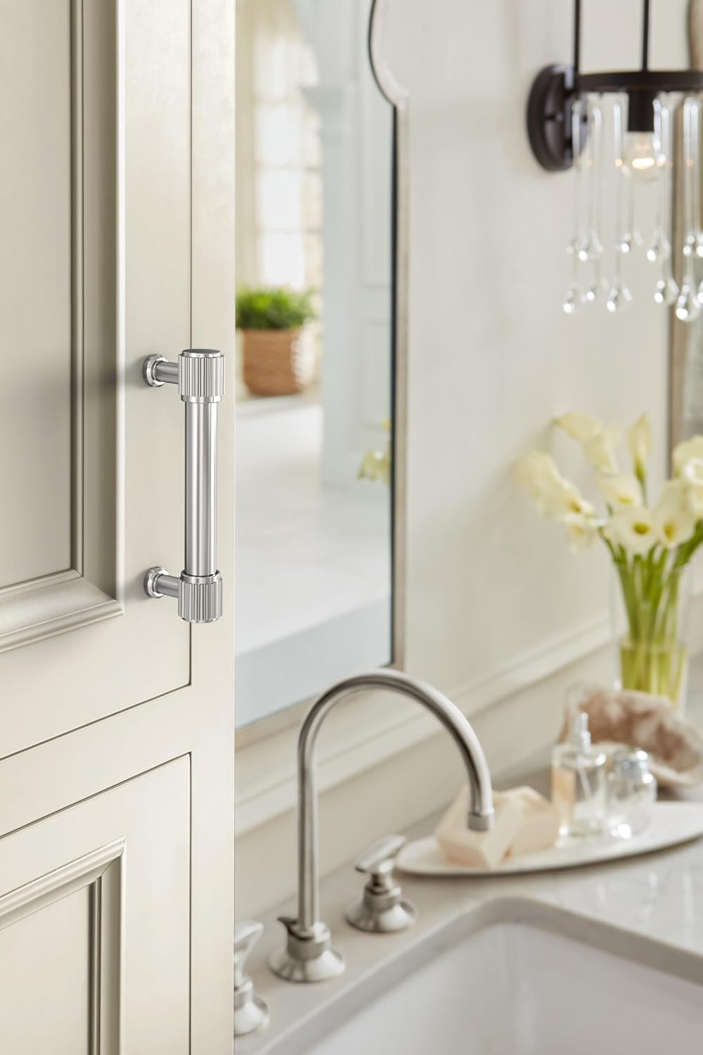 Amerock Farewind 3-3/4 inch (96mm) Center-to-Center Polished Chrome Cabinet Pull, BP3780326