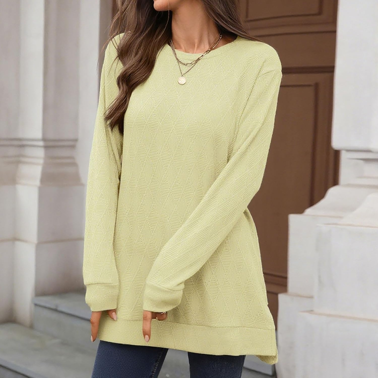 Long Sleeve Shirts for Women Lightweight Sweaters Fall Outfits Fall Winter Clothing Dressy Casual Soft Tunic Tops