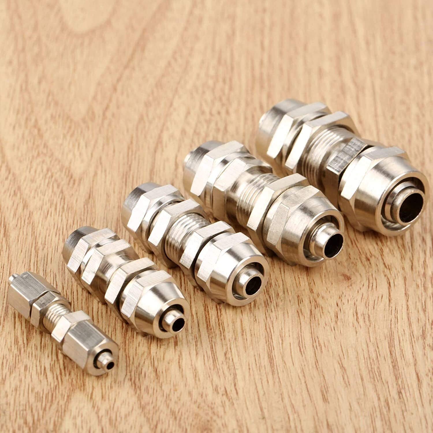 Raccordi filettati Connettore rapido 1pz Tubo aria in ottone Raccordo pneumatico Raccordo attacco rapido Connettore adatto per diametro esterno tubo PM 4mm/6mm/8mm/10mm/12mm Convertitore rubinetto un