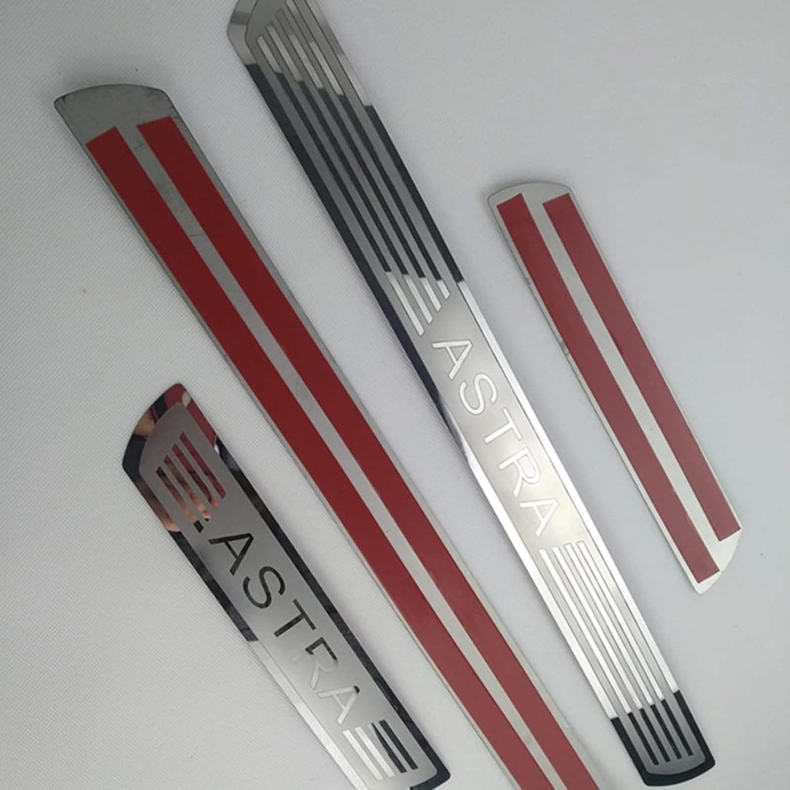 4 Pezzi Battitacco in Acciaio Inossidabile per Auto Sticker per Op-El Vauxhall Astra F G H J K L GTC Accessori, Esterno Battitacco Protezione Plates Anti-Graffio Scuff Decorativi,Silver