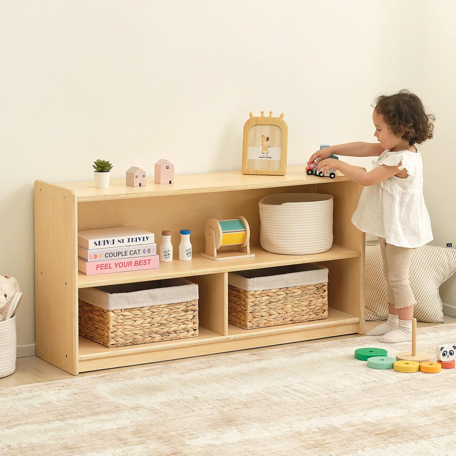 Close-up of the plywood material and cleaning instruction for the OOOK shelf