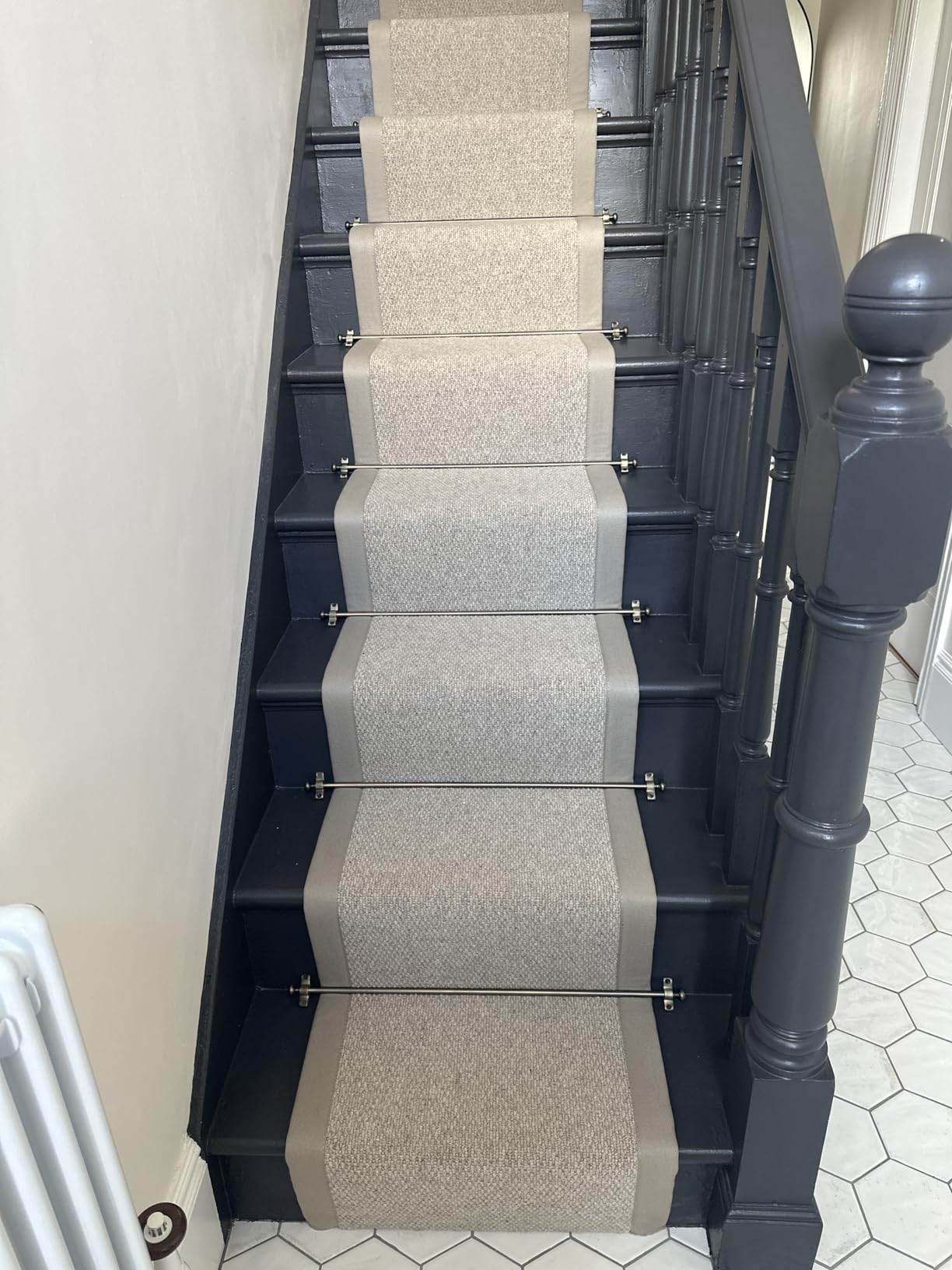 Juego de 13 barras para alfombras de escalera, remates redondos, latón antiguo, adecuadas para alfombras de hasta 70 cm de ancho o estrecho