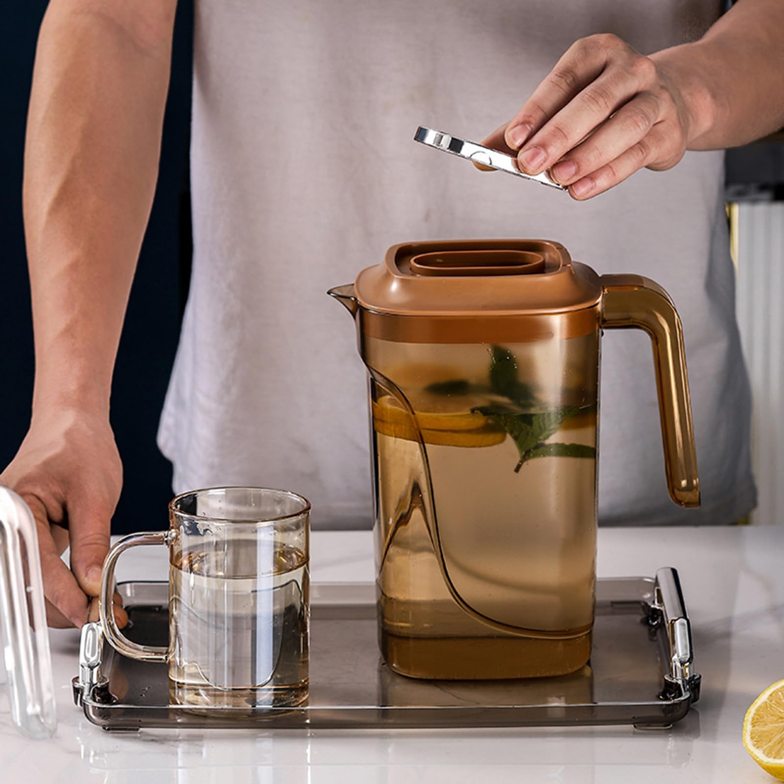 Amazon｜ドリンクピッチャー 冷水筒 2.2L 冷蔵庫 ポット 冷水ポット お