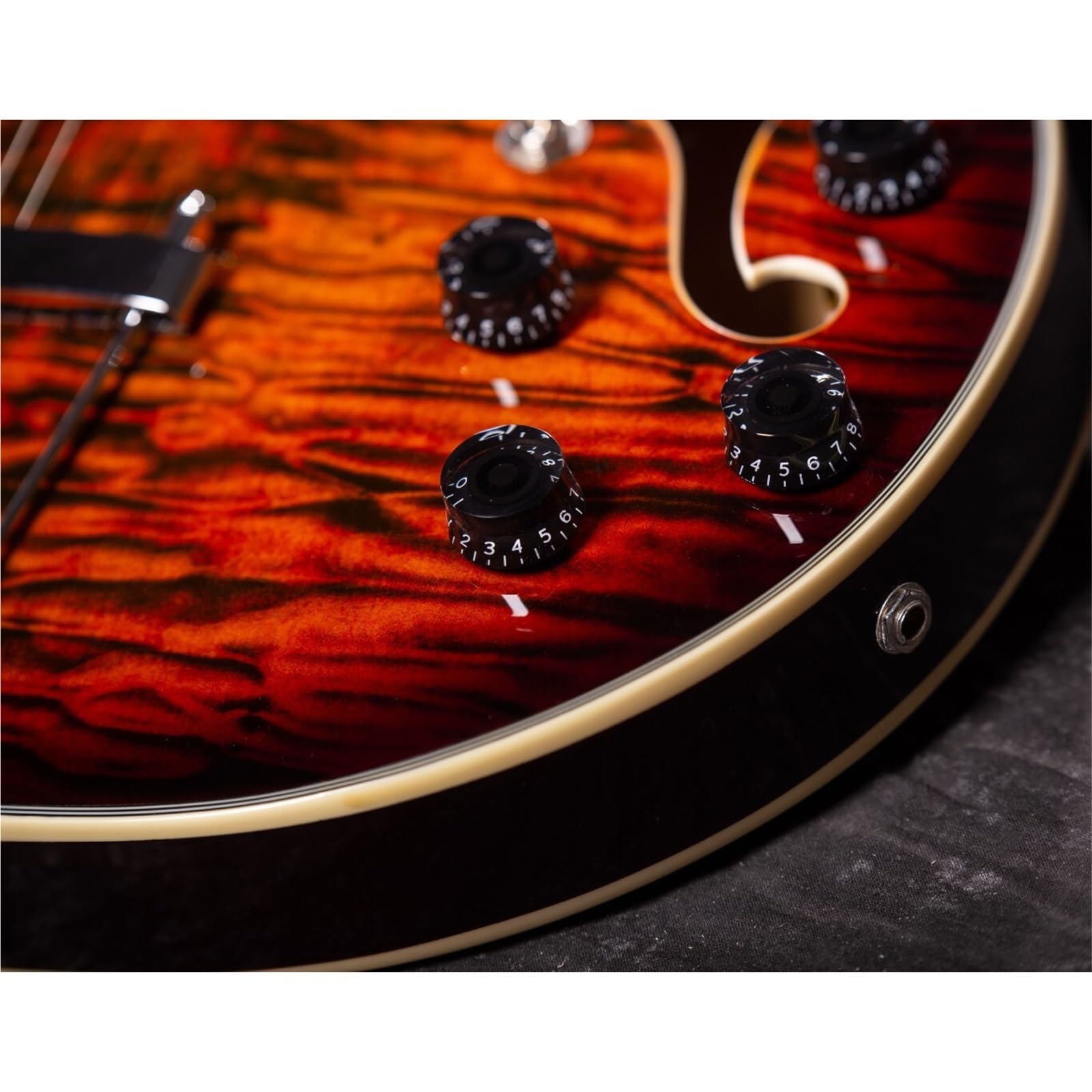 Standard Gitara Elektryczna 22 Progi Praworęczna Gitara Elektryczna Semi Hollow Z Wykończeniem Drewna Klonowego I 6 Strunami Trwała