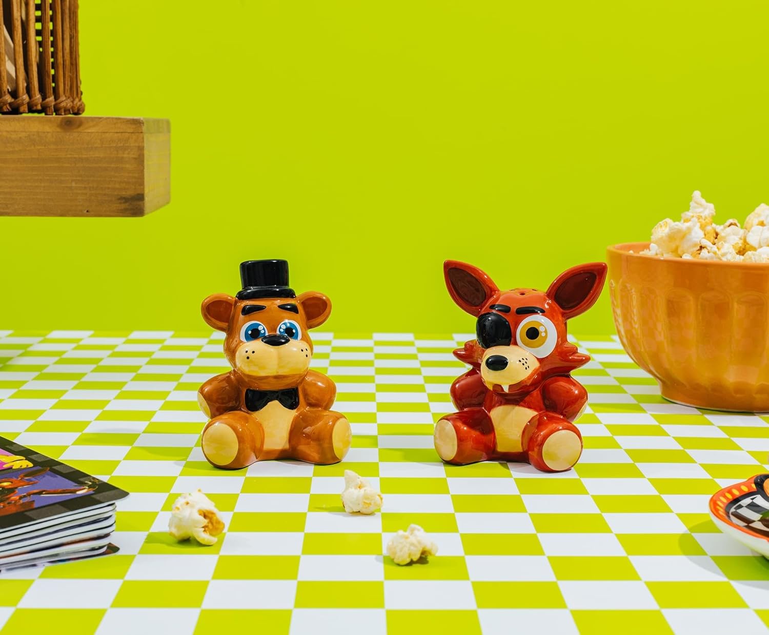 Five Nights At Freddy's Freddy and Foxy Ceramic Salt and Pepper Shaker Set | Spice Dispenser Storage Canisters